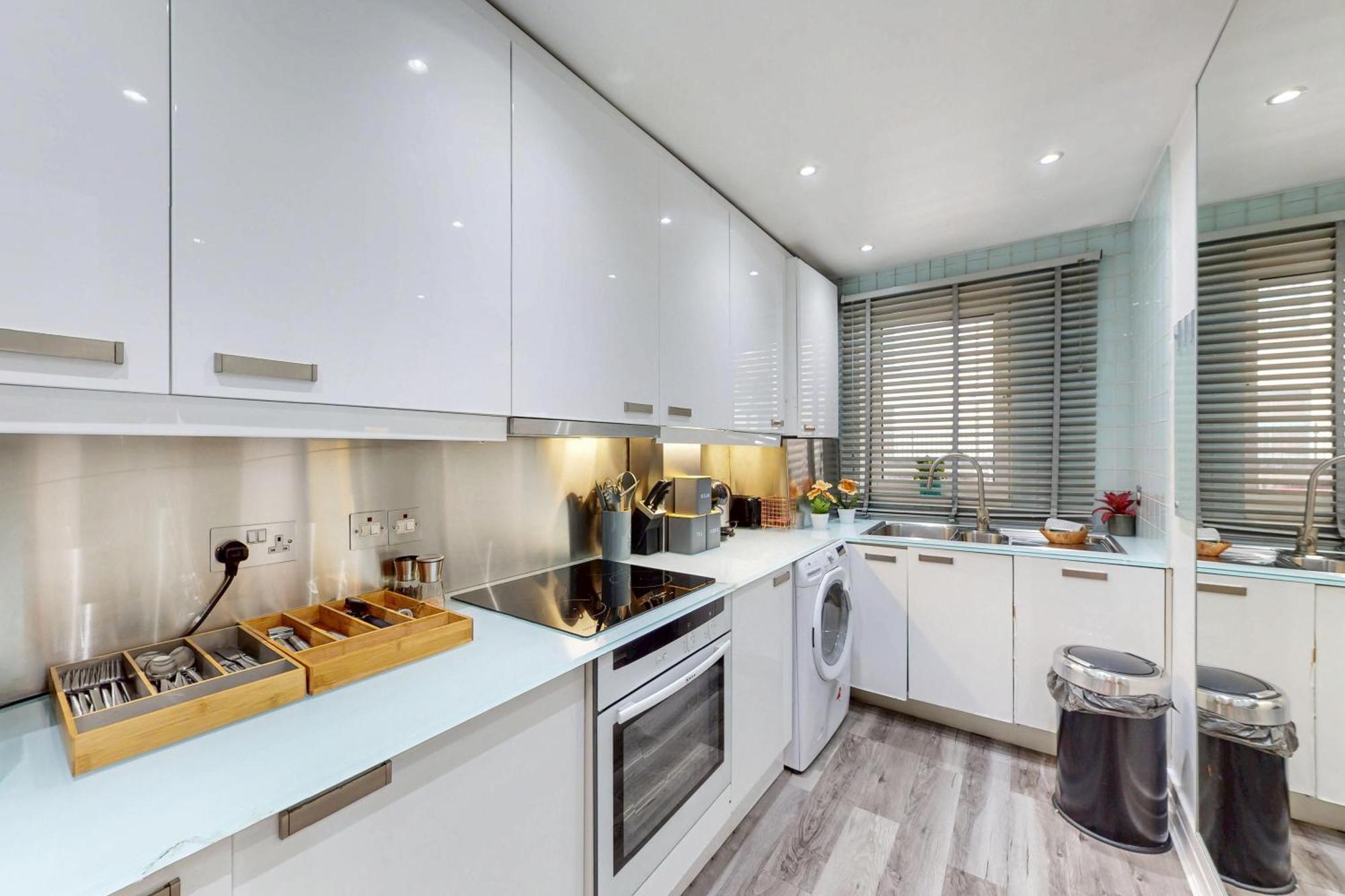 In Marble Arch Apartment London